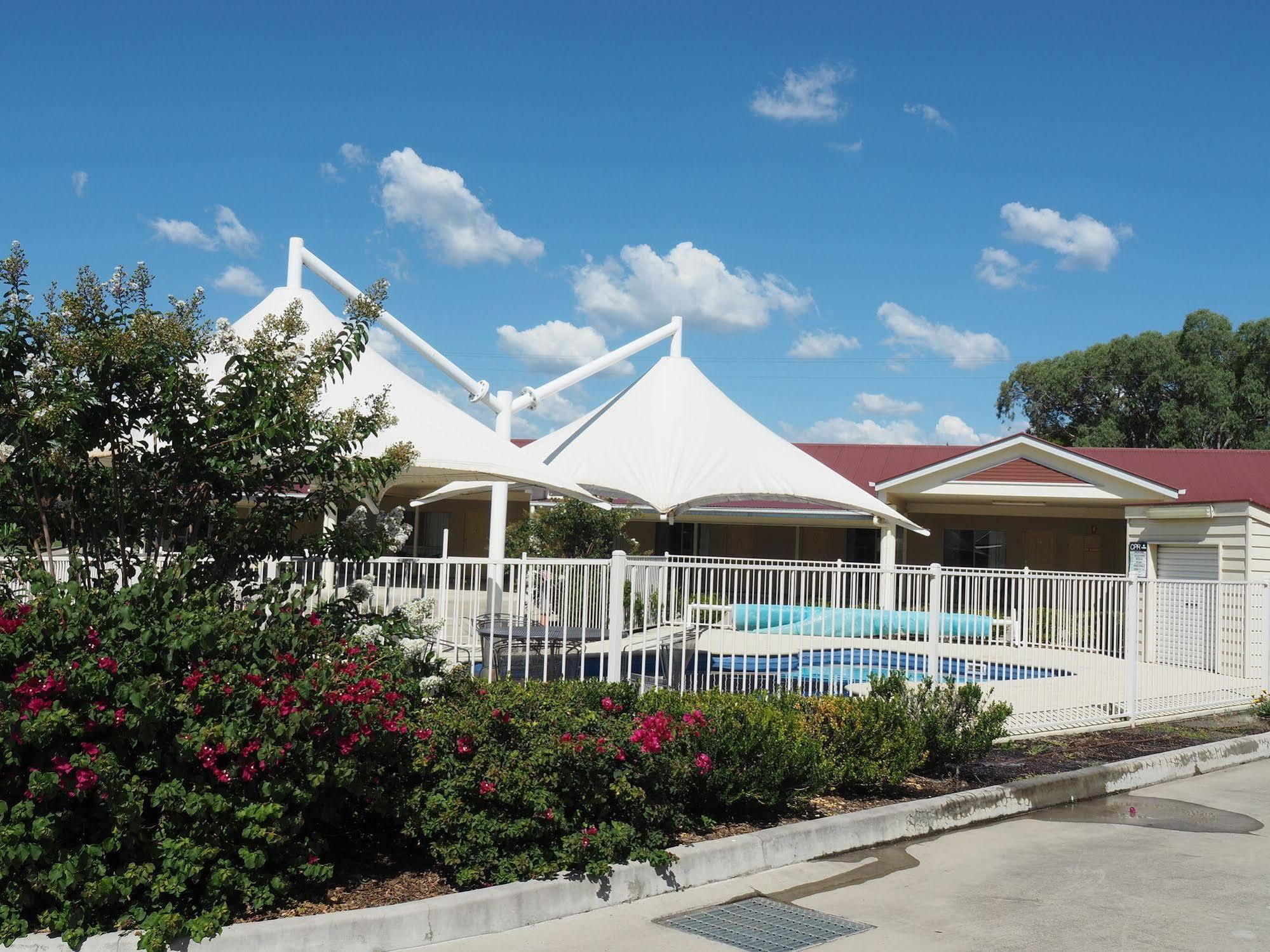 Pittsworth Motor Inn מראה חיצוני תמונה